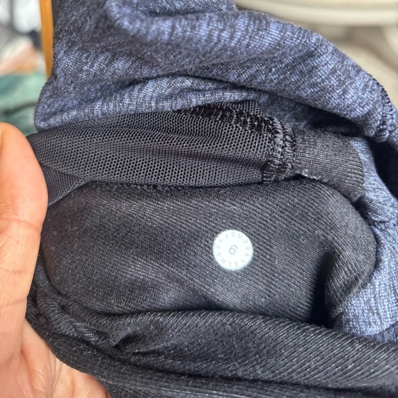 LULULEMON | ready to rulu Heathered navy | size 6 - Picture 5 of 6